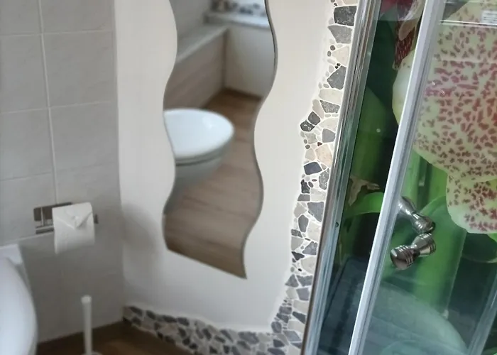 Domizil Naunik * 萨勒河畔瑙姆堡